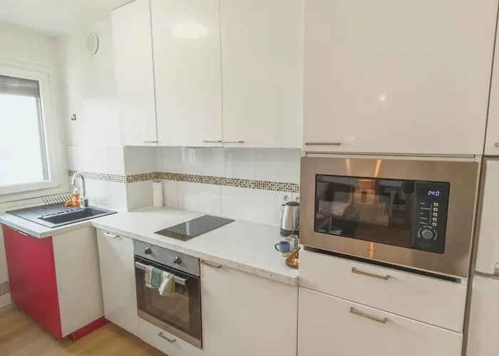 Bright Bastille Nation For 3 Guests Apartament *